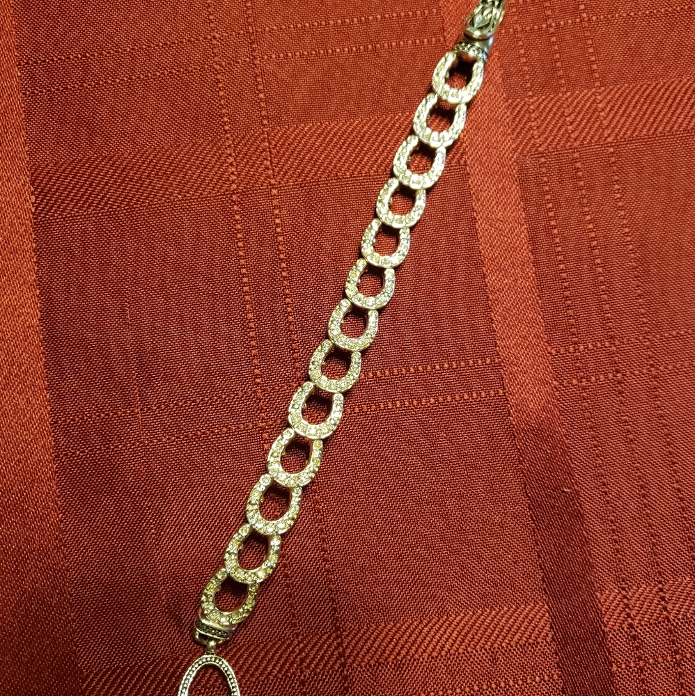 Horseshoe bracelet